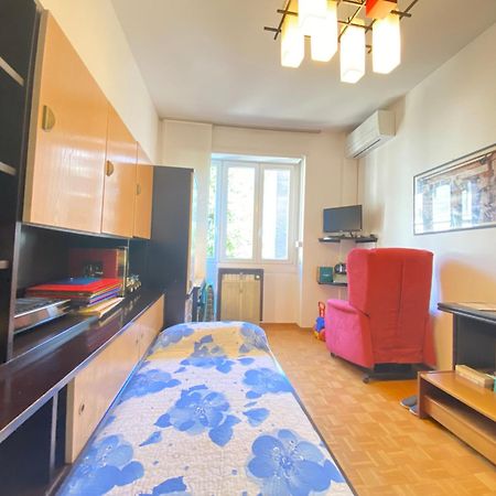 Beada Home, A Pochi Passi Dal Centro Storico Milano E Navigli, Con Fermata Metropolitana Sotto Casa Esterno foto